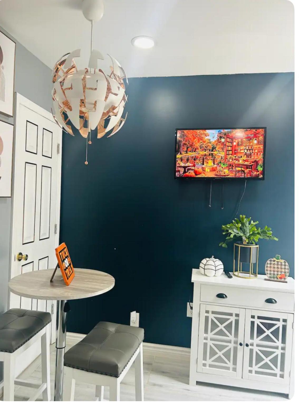 Fancy Studio Private Entrance Selden 外观 照片